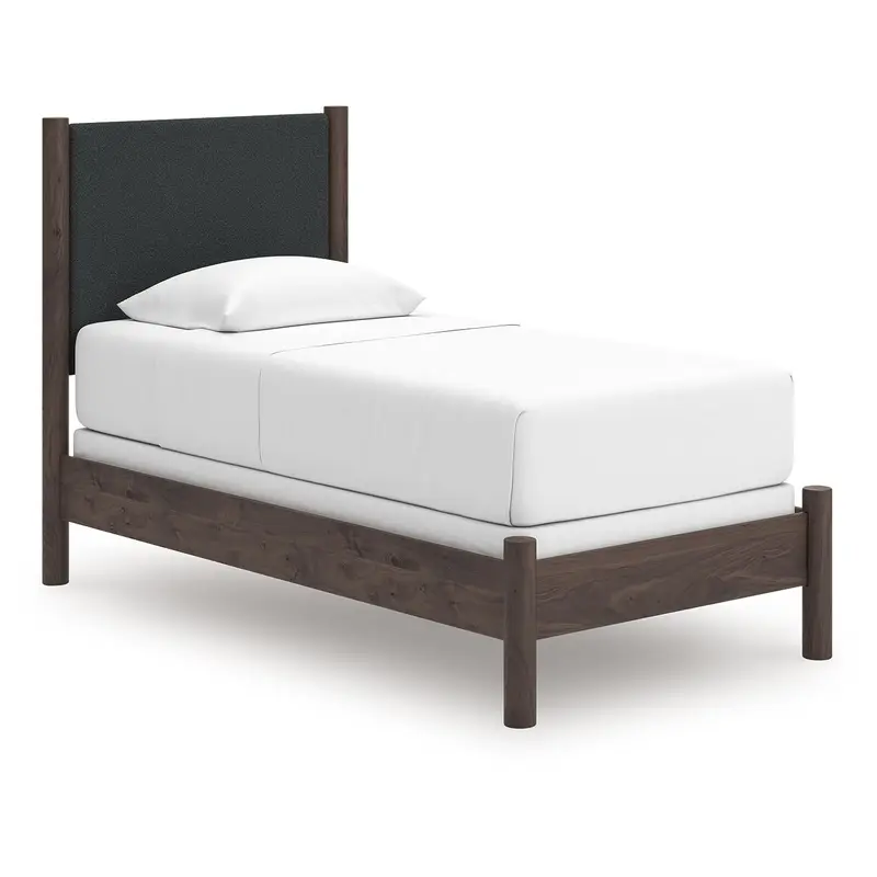 Pamytta - Upholstered Panel Bed