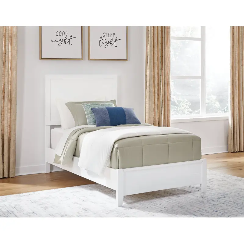 Binterglen  Panel Bed