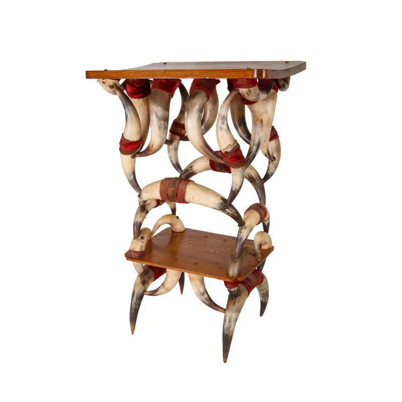 48 Horn Table