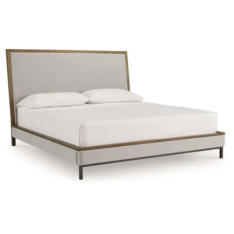 Tomtyn Upholstered Bed