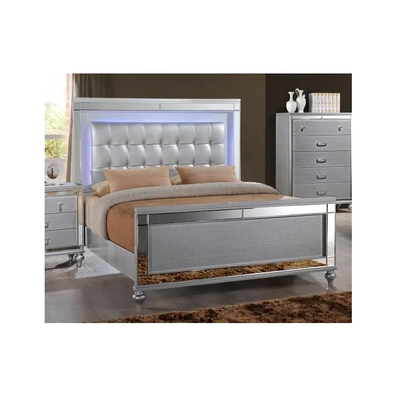 New Classic Furniture Valentino Youth Full Bed in Silver